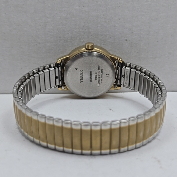 Womens Timex Y3 Date Two Tone Quartz Analog Watch New Battery - Picture 7 of 10